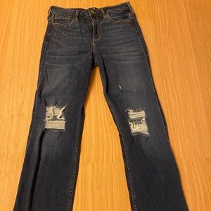 Hollister High Rise Slim Straight Jeans